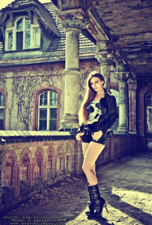 Babylol Model - Gallery - Gothic: 195w